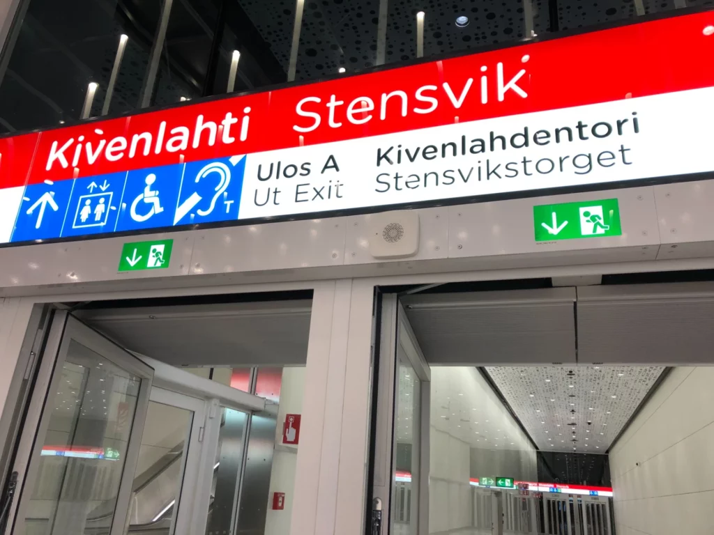 An audio beacon at a metro station